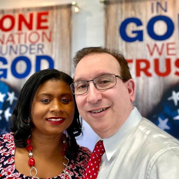 Meet your Posher, Dianne - Picture 1 of 1